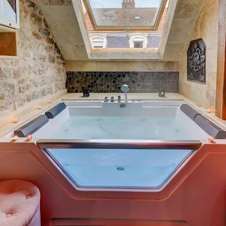 Apartment Sous Mon Toit - Sauna & Jacuzzi *