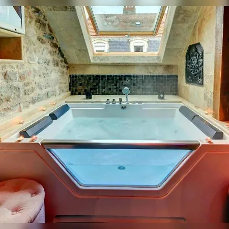 Sous Mon Toit - Sauna & Jacuzzi Appartamento *