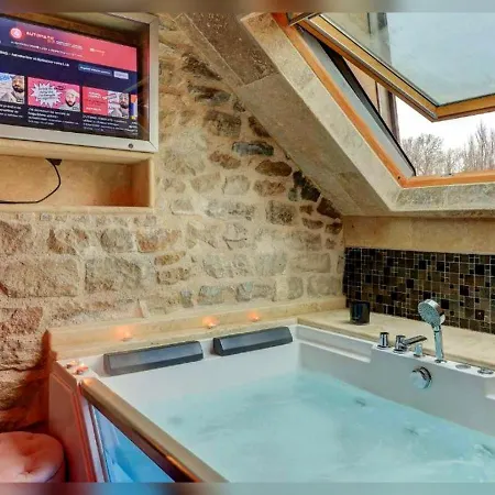 Sous Mon Toit - Sauna & Jacuzzi *