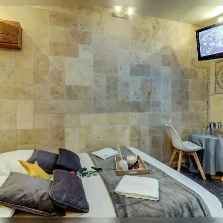 Sous Mon Toit - Sauna & Jacuzzi Appartamento Digione