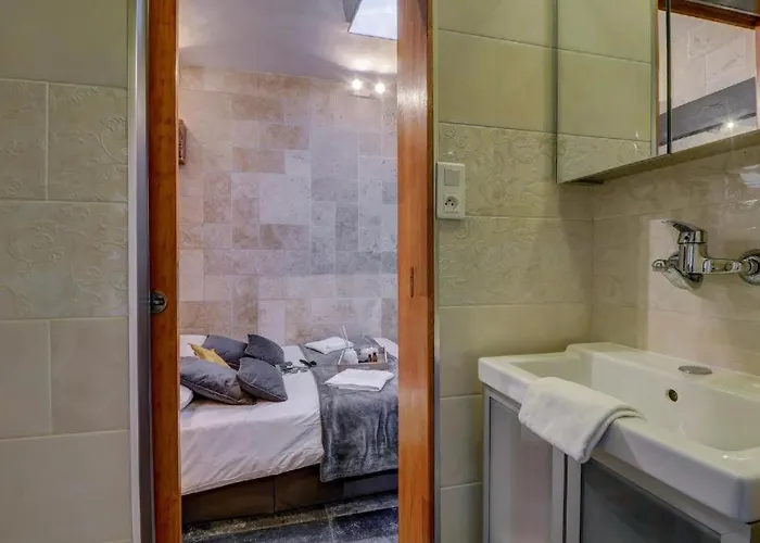 Lägenhet Sous Mon Toit - Sauna & Jacuzzi