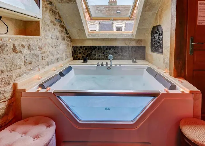 Daire Sous Mon Toit - Sauna & Jacuzzi *